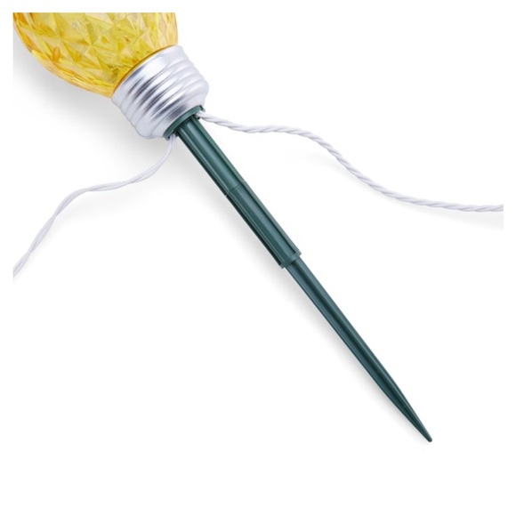 GE StayBright Random Sparkle 4-Marker LED Light Bulb Christmas Pathway Markers - Picture 6 of 6